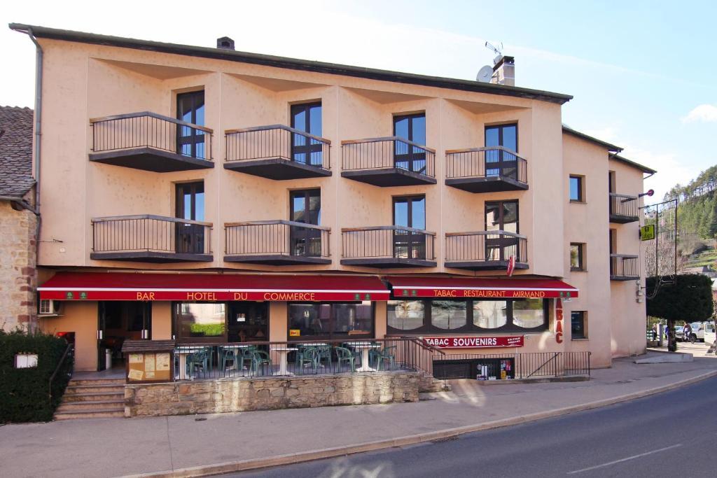 Logis Hotel Restaurant Du Commerce ラ・カヌルグ エクステリア 写真