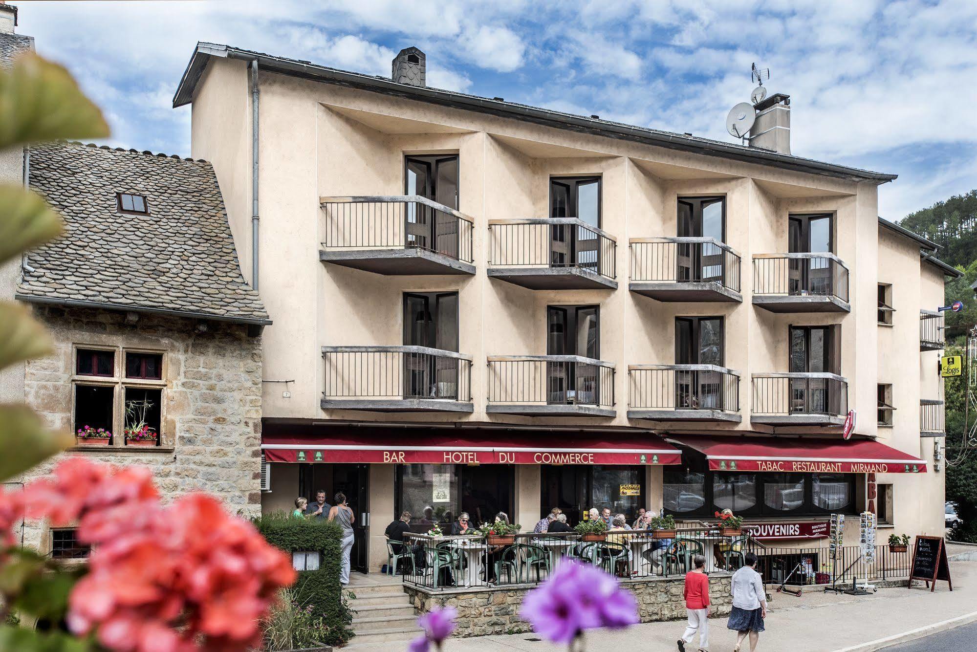 Logis Hotel Restaurant Du Commerce ラ・カヌルグ エクステリア 写真