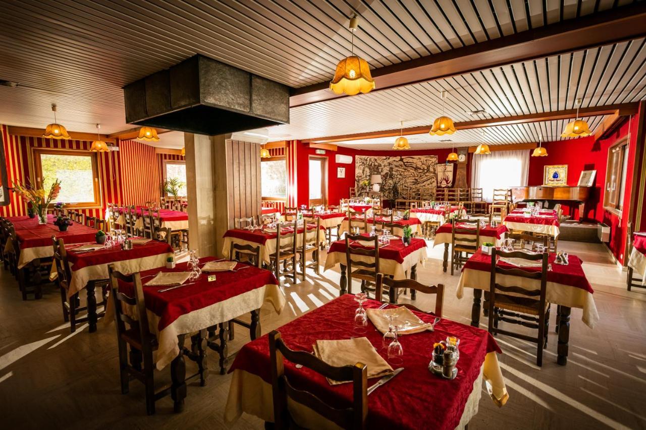 Logis Hotel Restaurant Du Commerce ラ・カヌルグ 部屋 写真